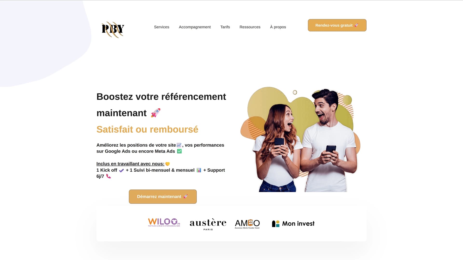 Ancienne page d'accueil de PBYweb : logo PBY, titre « Boostez votre référencement maintenant » et visuel de deux personnes avec leur téléphone